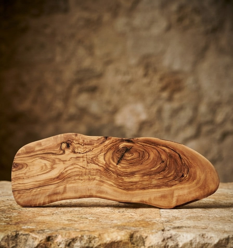 Tabla de Cortar de Madera de Olivo | Pieza Única Hecha a Mano