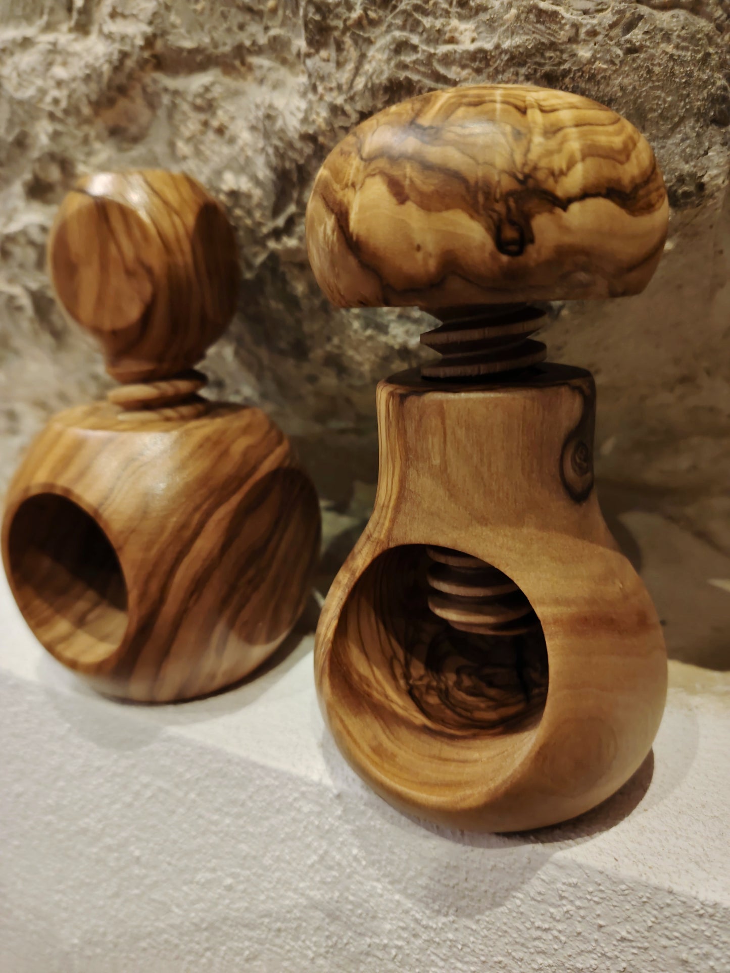 Cascanueces de Madera de Olivo – Hecho a Mano y Artesanal
