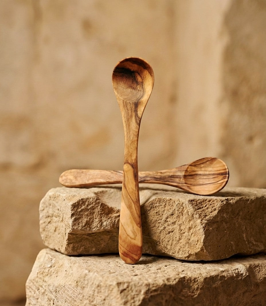 Cucharilla de Madera de Olivo 13 cm – Hecha a Mano y Natural