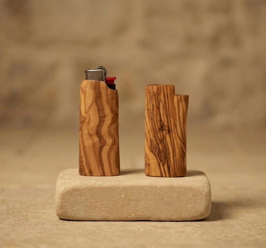Funda para Mechero BIC de Madera de Olivo – Hecha a Mano y Artesanal