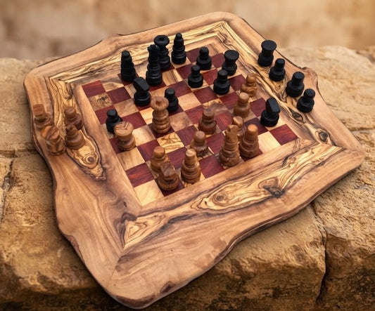 Tablero de Ajedrez de Madera de Olivo con Piezas